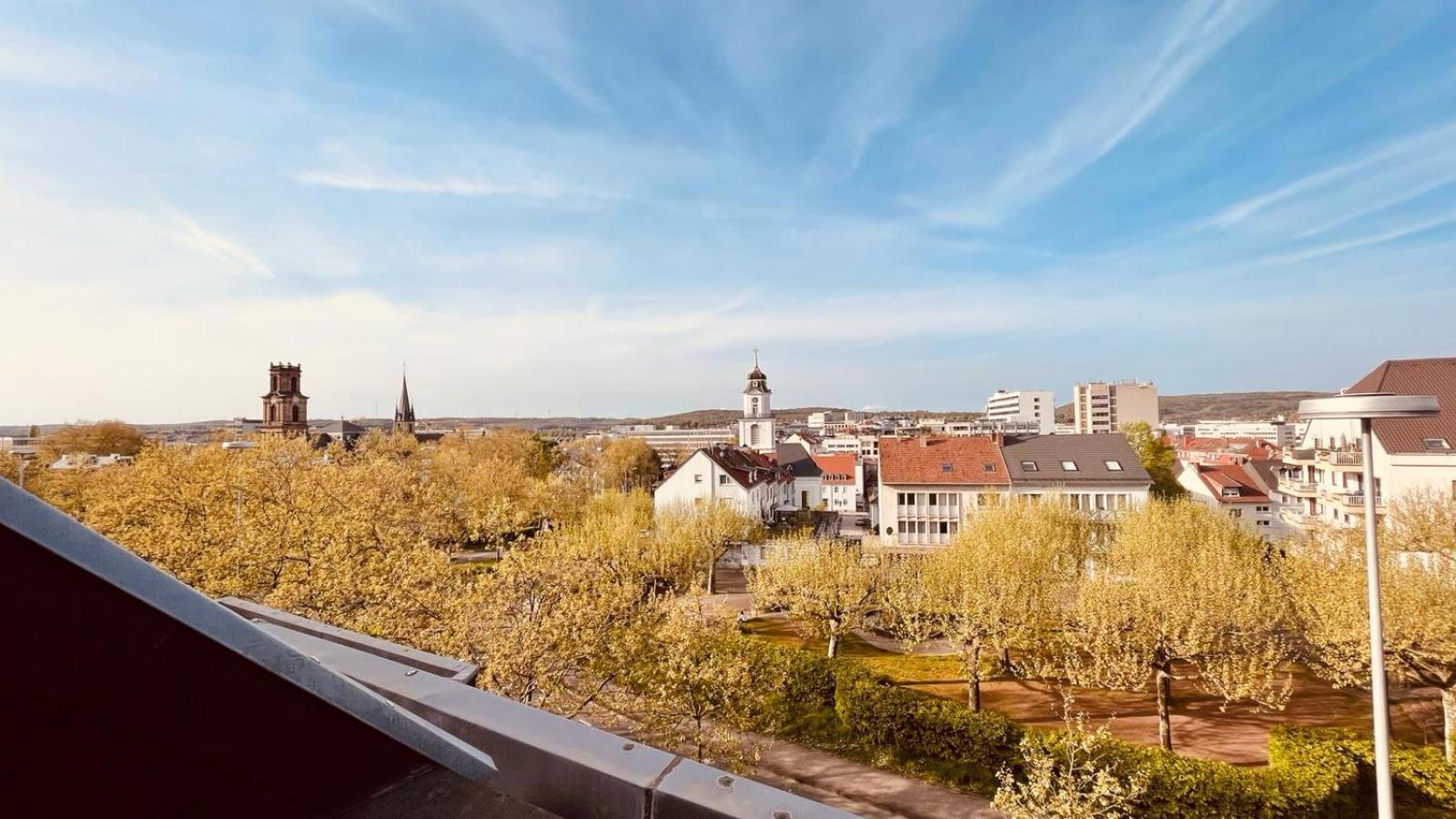 Apartment Am Schloss - Air Σααρμπρύκεν Εξωτερικό φωτογραφία
