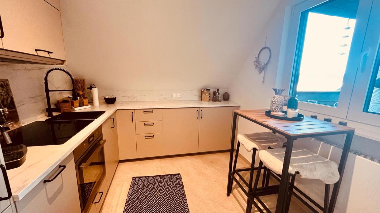 Apartment Am Schloss - Air Σααρμπρύκεν Εξωτερικό φωτογραφία