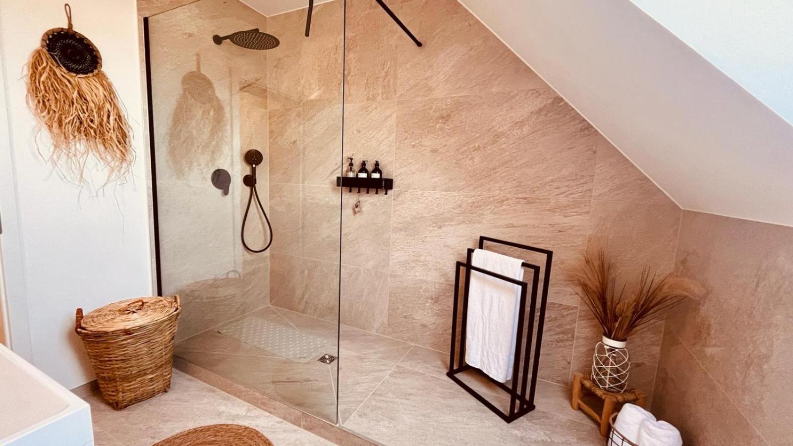 Apartment Am Schloss - Air Σααρμπρύκεν Εξωτερικό φωτογραφία